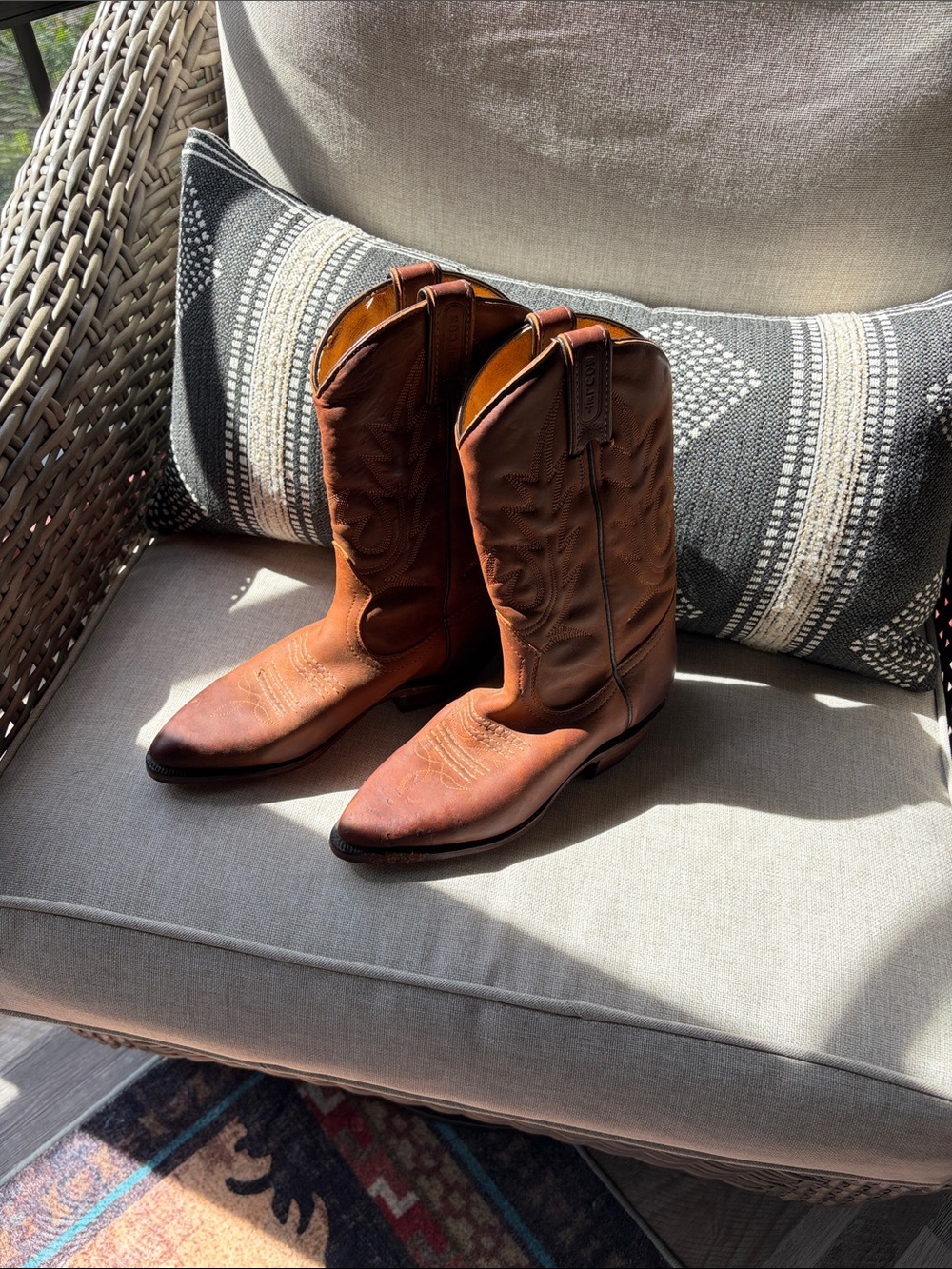 Kids Brown Western-Style Cowboy Boots